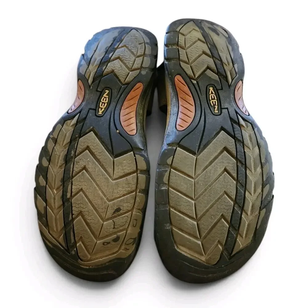 Keen Men's Size US 11.5 Gray Waterproof Hiking Closed Toe Sandals, Shoes